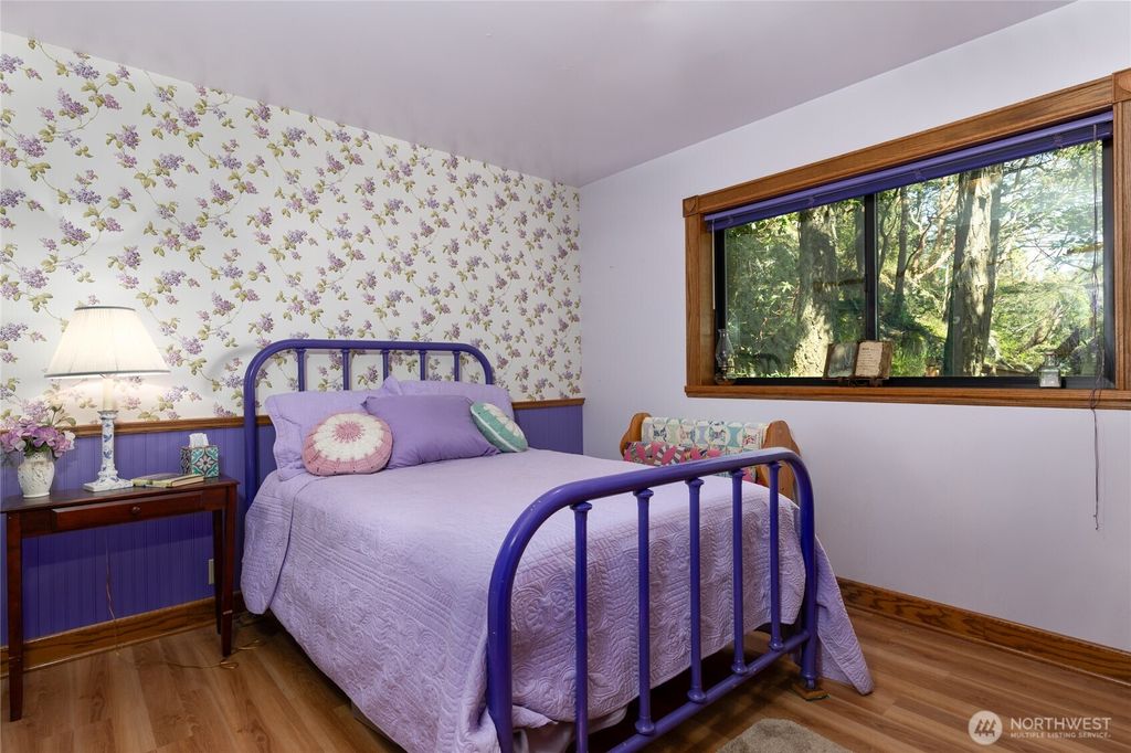 listing image 9366129793719140957
