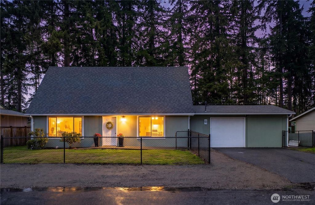 Photo of 31003 149th Avenue SE, Kent, WA 98042 (MLS # 2508951)