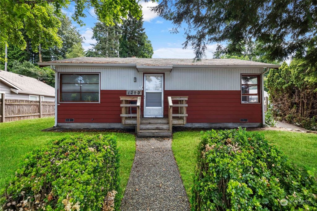 Photo of 7213 S 126th Street, Seattle, WA 98178 (MLS # 2006133)