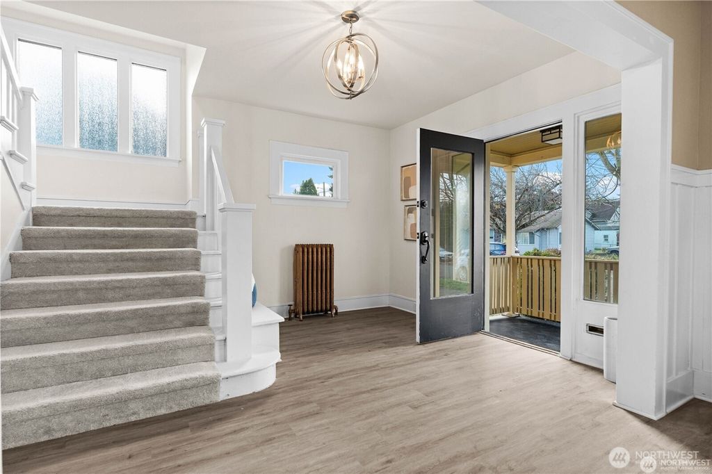 Photo of 709 S Cedar Street, Tacoma, WA 98405 (MLS # 2511451)