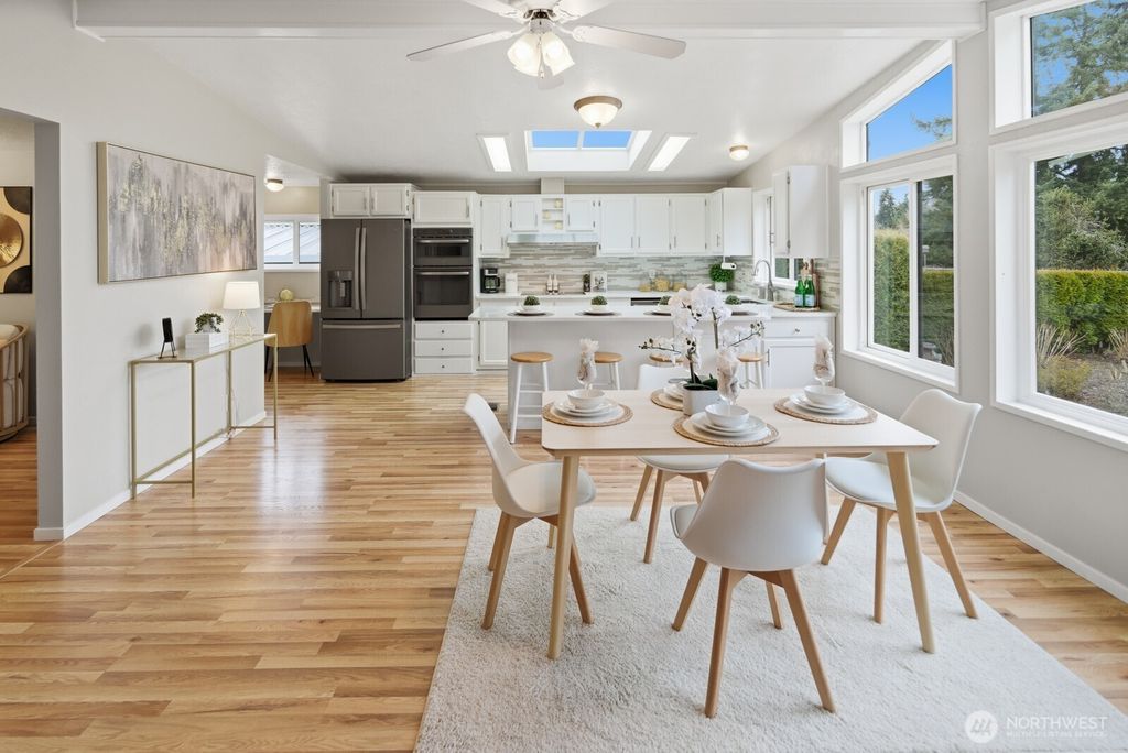 Photo of 1427 100th Street SW #39, Everett, WA 98204 (MLS # 2465484)