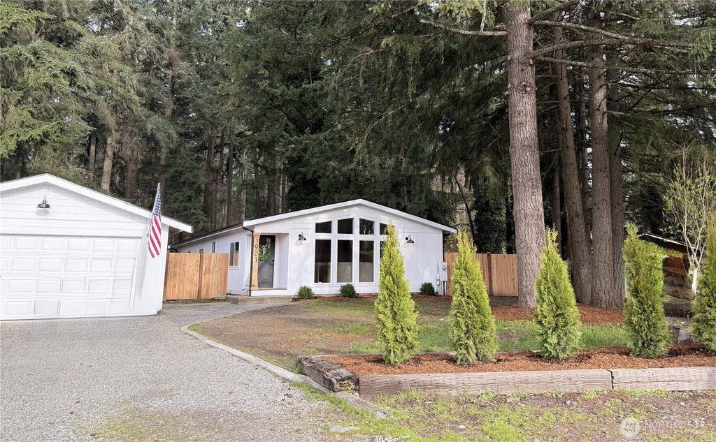 Photo of 1921 154th Street S, Spanaway, WA 98387 (MLS # 2500316)