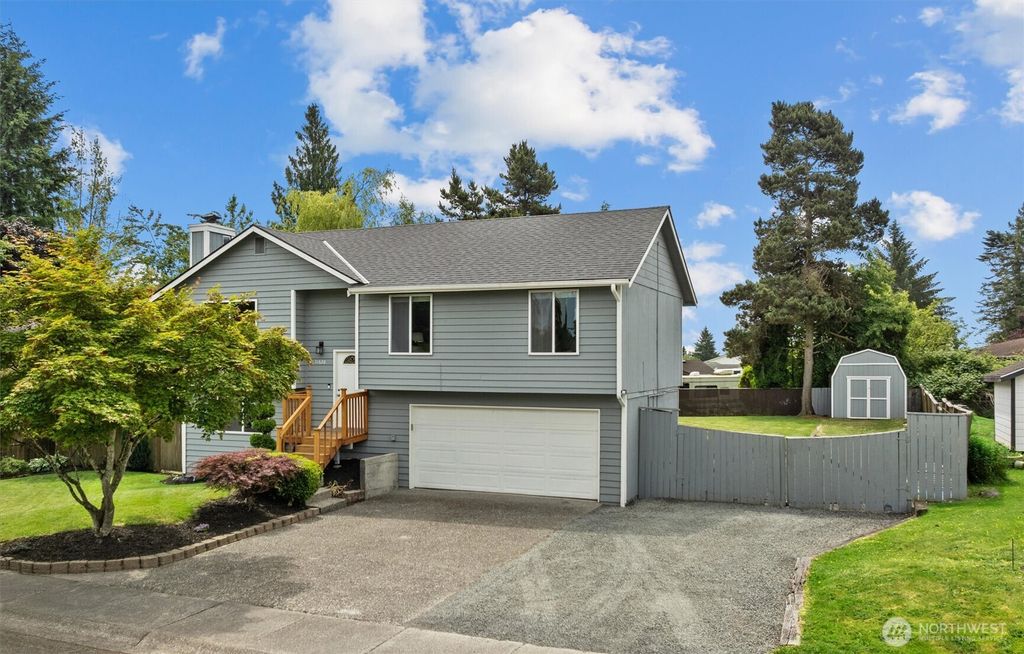 Photo of 11620 28th Street NE, Lake Stevens, WA 98258 (MLS # 2381465)