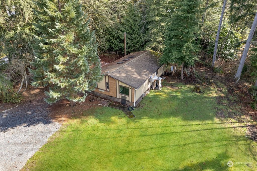 Photo of 19224 24th Place SE, Snohomish, WA 98290 (MLS # 2042858)