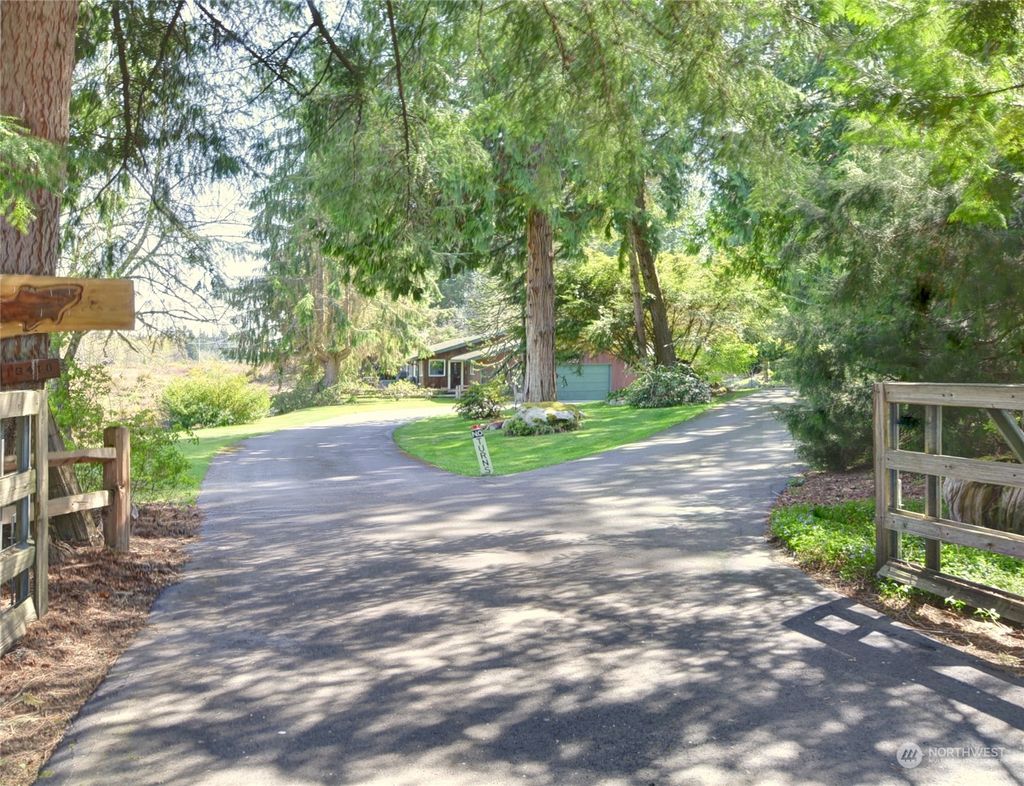 Photo of 13410 94th Street NE, Lake Stevens, WA 98258 (MLS # 2059536)