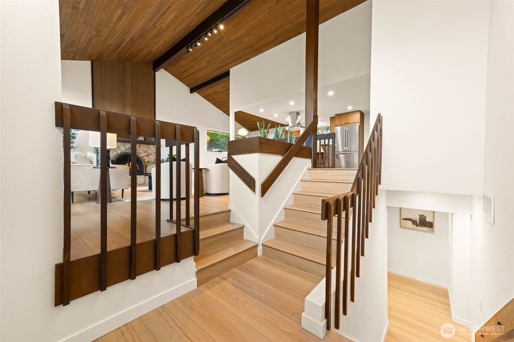 Photo of 3207 176th Court NE, Redmond, WA 98052 (MLS # 2471190)