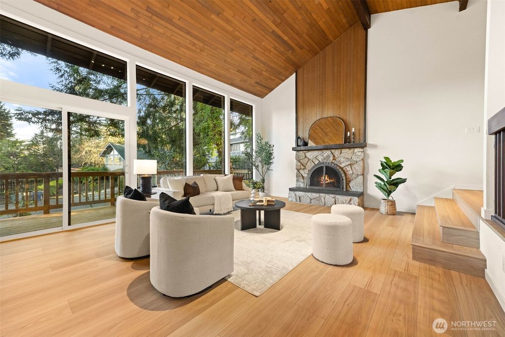 Photo of 3207 176th Court NE, Redmond, WA 98052 (MLS # 2471190)