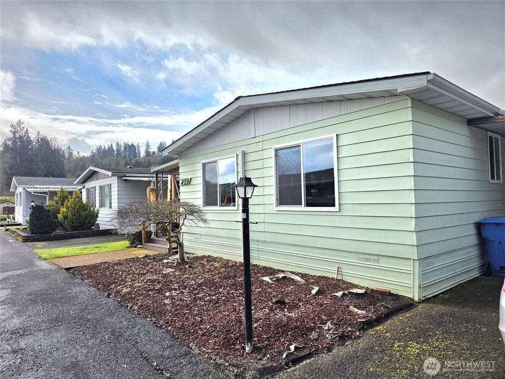 Photo of 2397 Nightingale Lane Ln, Kelso, WA 98626 (MLS # 2490076)