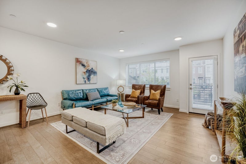 1480 157th Court NE
