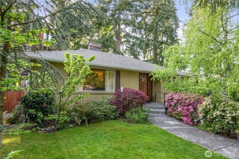 15825 10th Avenue SW Burien WA 98166