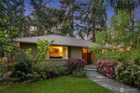 15825 10th Avenue SW Burien WA 98166