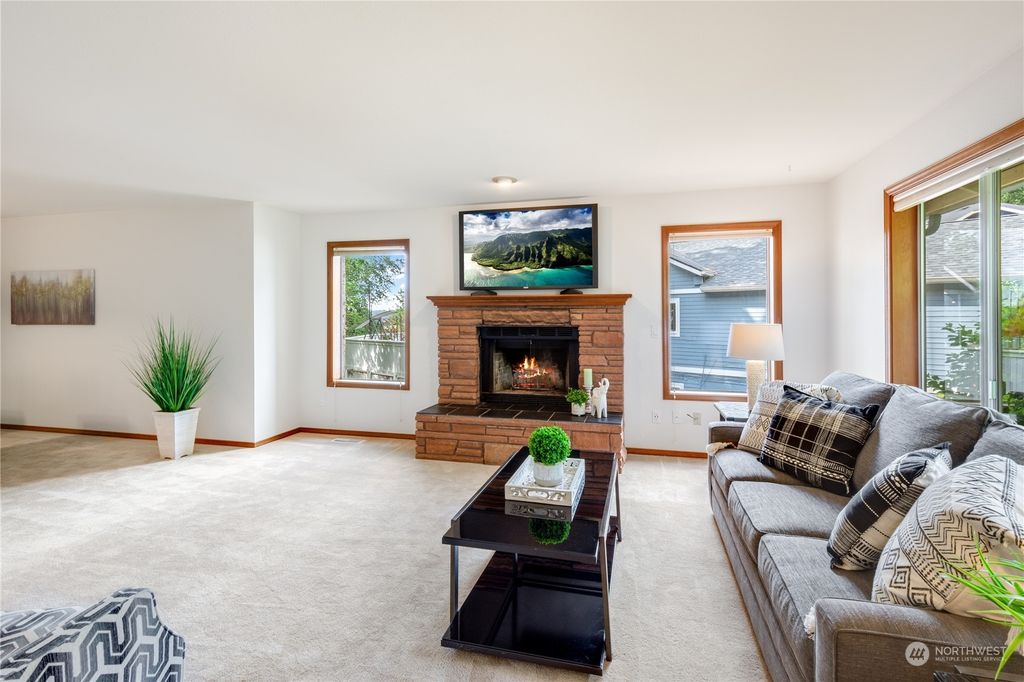 Photo of 18439 146th Avenue NE, Woodinville, WA 98072 (MLS # 2069350)