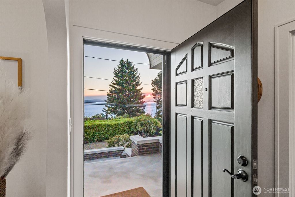 Photo of 10026 Marine View Drive SW, Seattle, WA 98146 (MLS # 2415243)