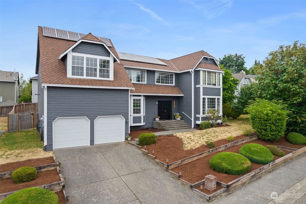 Photo of 13514 SE 181st Place, Renton, WA 98058 (MLS # 2268021)