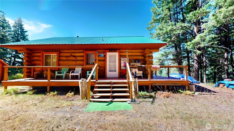 100 Spring Meadow Lane