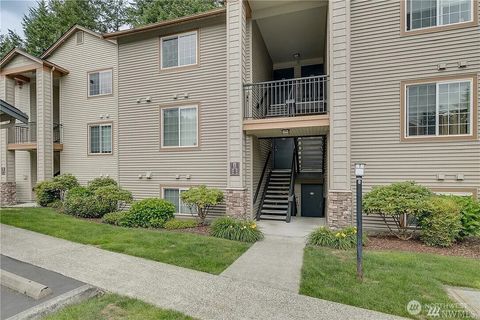 Photo of 25025 NW Klahanie Boulevard, Sammamish, WA 98029 (MLS # 2476716)