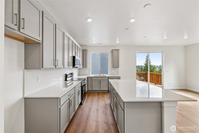 625 103rd Court SE SW 08