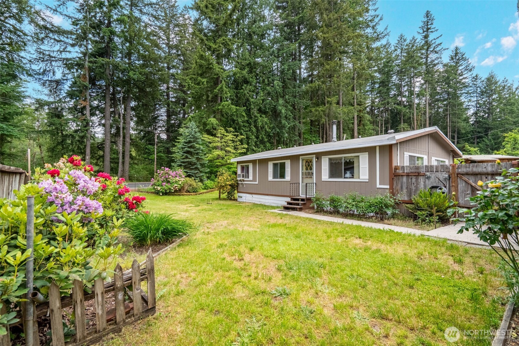 105 Mount Rainier Drive
