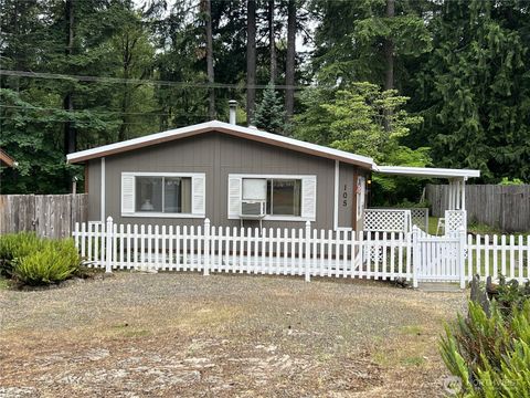 Photo of 105 Mount Rainier Drive, Packwood, WA 98361 (MLS # 2532321)