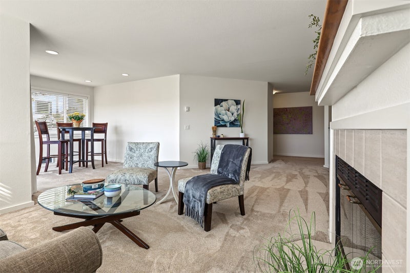 2040 13th Avenue W 11