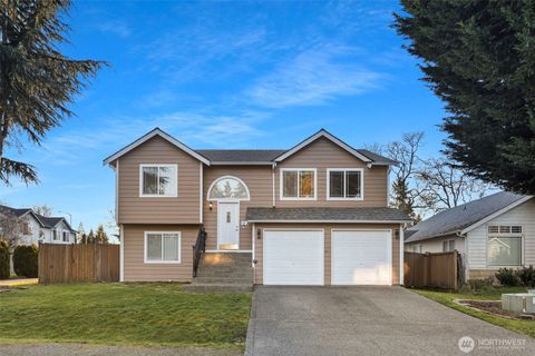Photo of 17512 17th Avenue E, Spanaway, WA 98387 (MLS # 2497396)