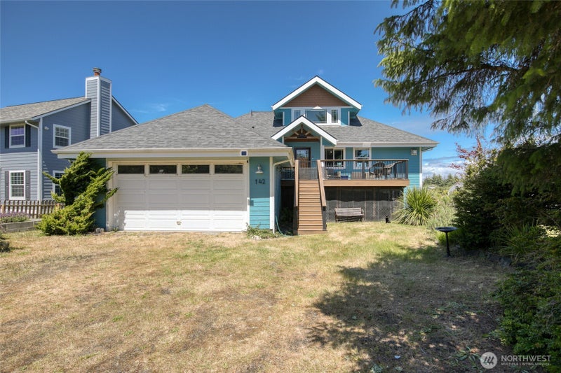 142 Sea Breeze Loop SE