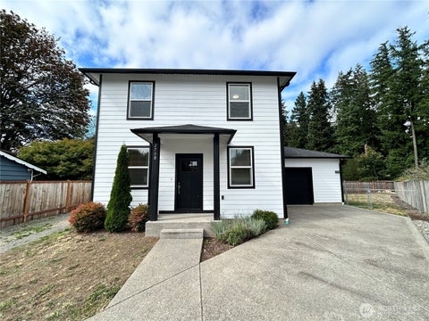 Photo of 2708 Alderbrook Court N, Puyallup, WA 98374 (MLS # 2585023)