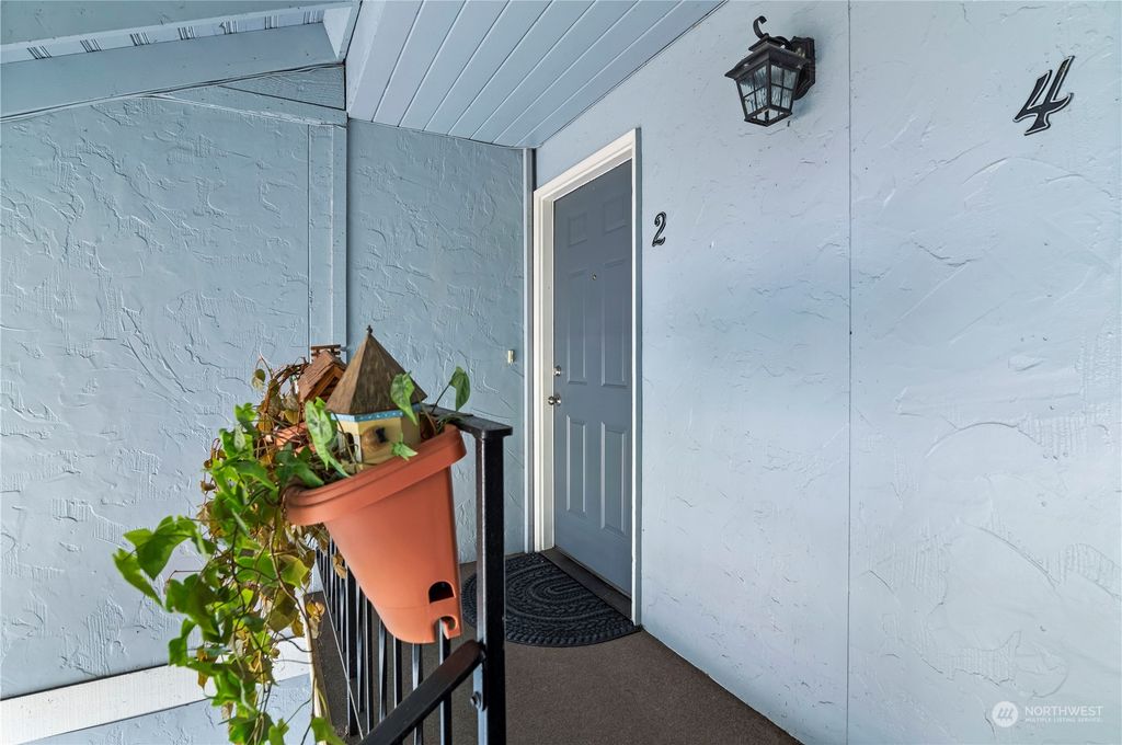 Photo of 700 Ford Avenue #2, Snohomish, WA 98290 (MLS # 2202912)