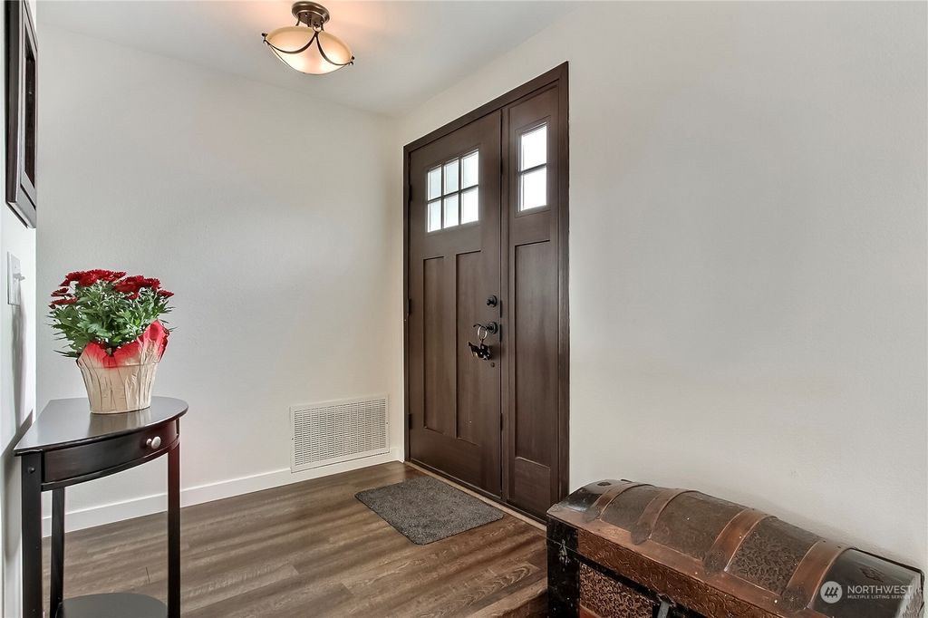 Photo of 3312 SW 329th Court, Federal Way, WA 98023 (MLS # 2323053)