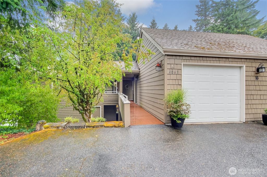 Photo of 4067 220th Place SE #2048, Issaquah, WA 98029 (MLS # 2413120)