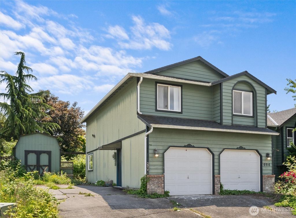 Photo of 6916 54th Place NE, Marysville, WA 98270 (MLS # 2387340)
