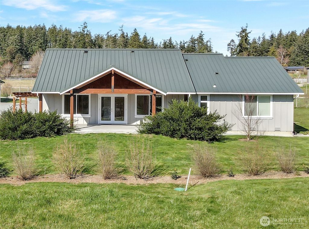 Photo of 177 S Sunrise Boulevard, Camano Island, WA 98282 (MLS # 2486845)