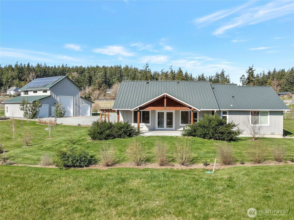 Photo of 177 S Sunrise Boulevard, Camano Island, WA 98282 (MLS # 2486845)