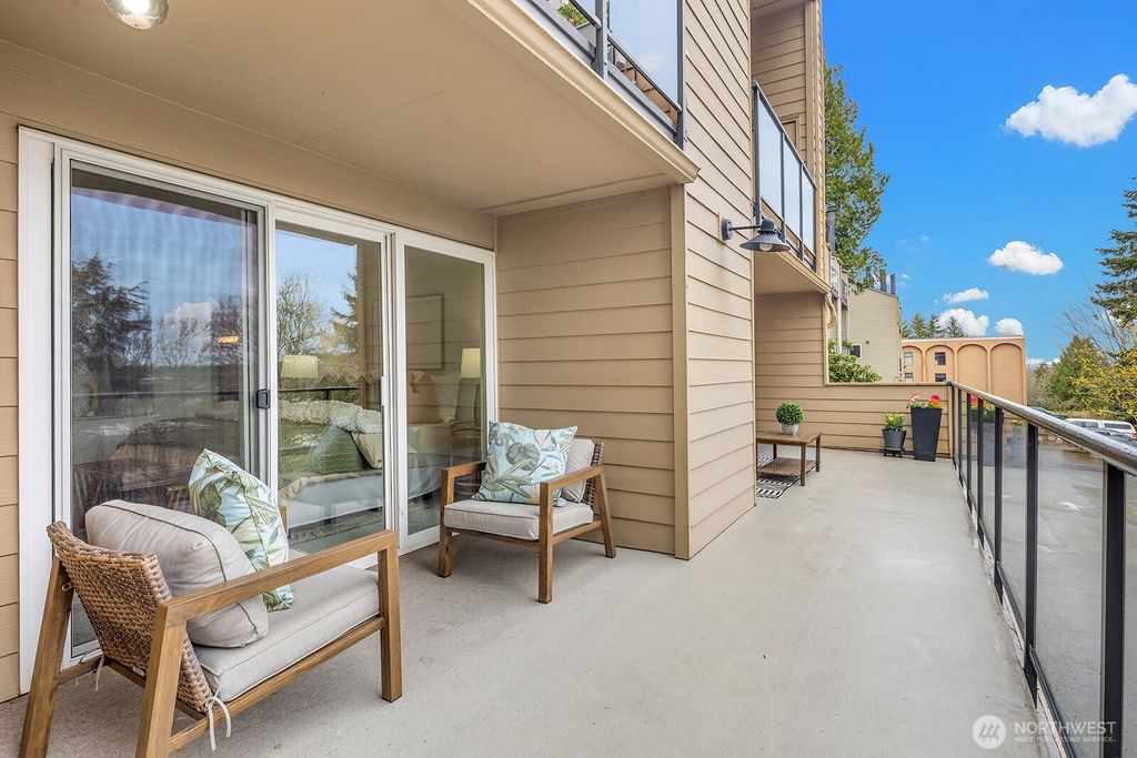 Photo of 2947 76th Avenue SE #91B, Mercer Island, WA 98040 (MLS # 2354901)