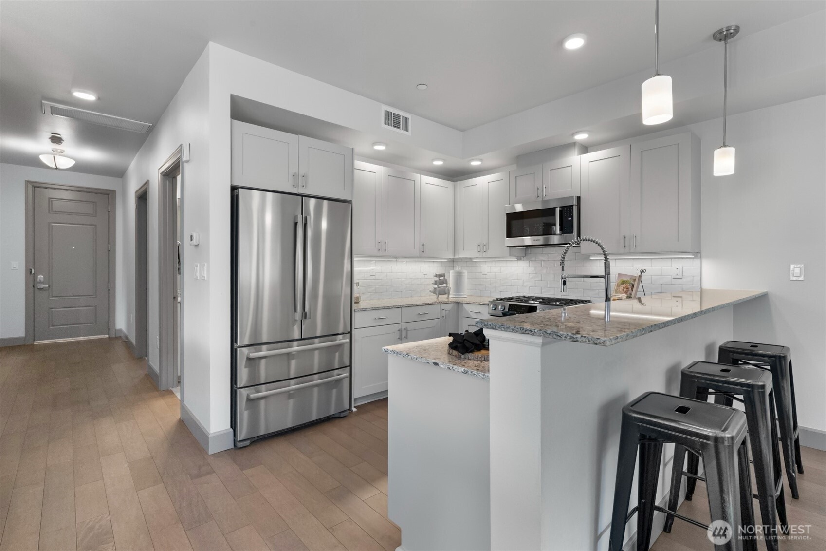4961 Main Street 612