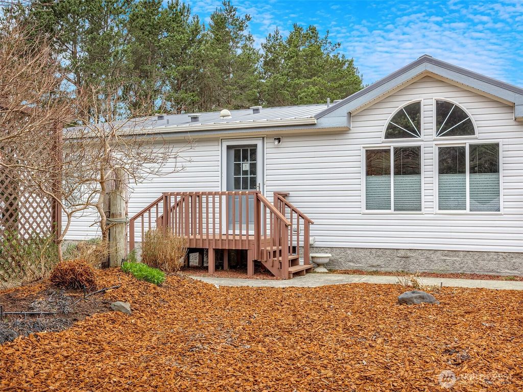 Photo of 29515 I Street, Ocean Park, WA 98640 (MLS # 2496455)