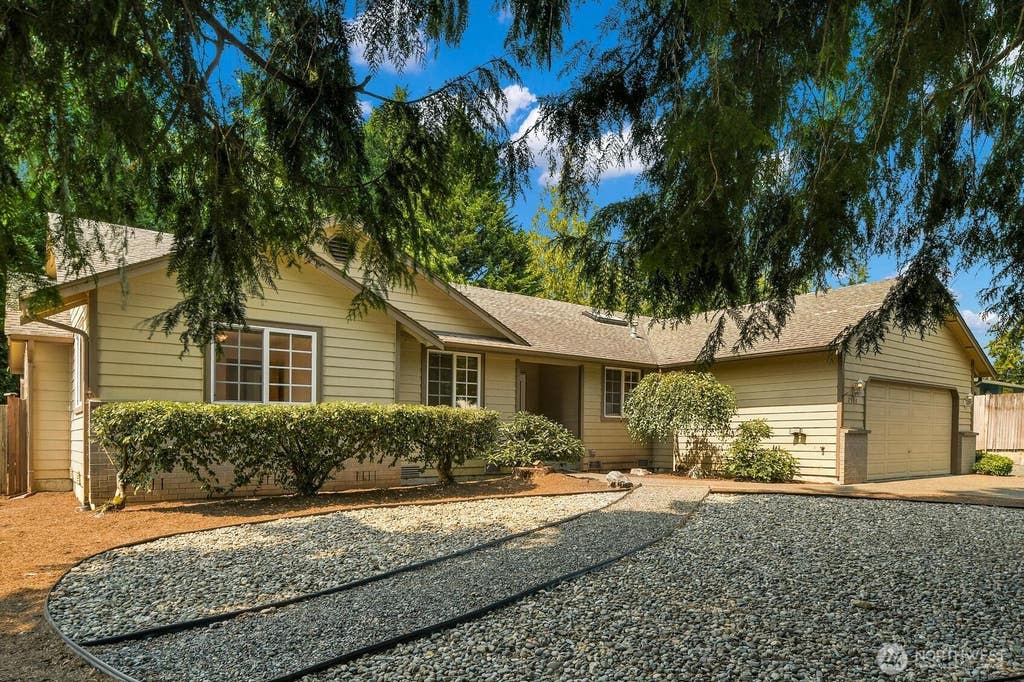 Photo of 2504 116th Avenue NE, Lake Stevens, WA 98258 (MLS # 2569293)