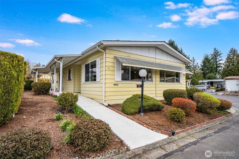 Photo of 201 Union Avenue SE #111, Renton, WA 98059 (MLS # 2500622)