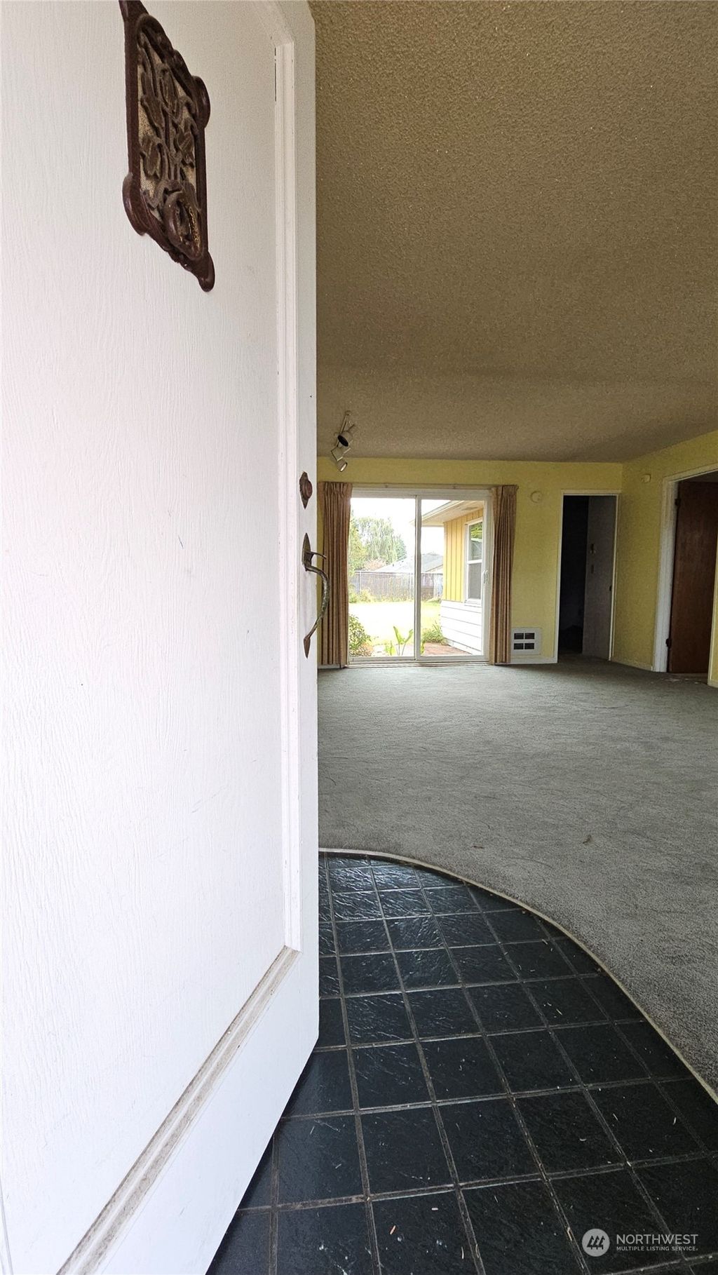 Photo of 2325 State Street, Everett, WA 98201 (MLS # 2271458)