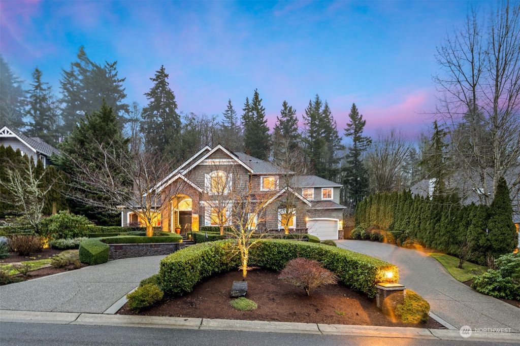 Photo of 6756 170th Place SE, Bellevue, WA 98006 (MLS # 2219982)