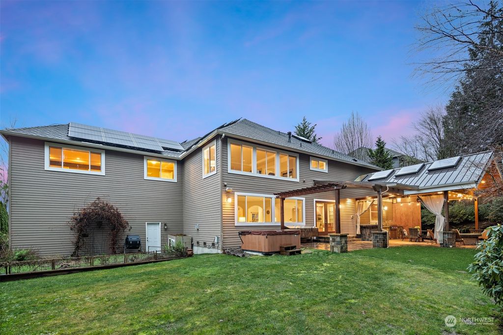 Photo of 6756 170th Place SE, Bellevue, WA 98006 (MLS # 2219982)