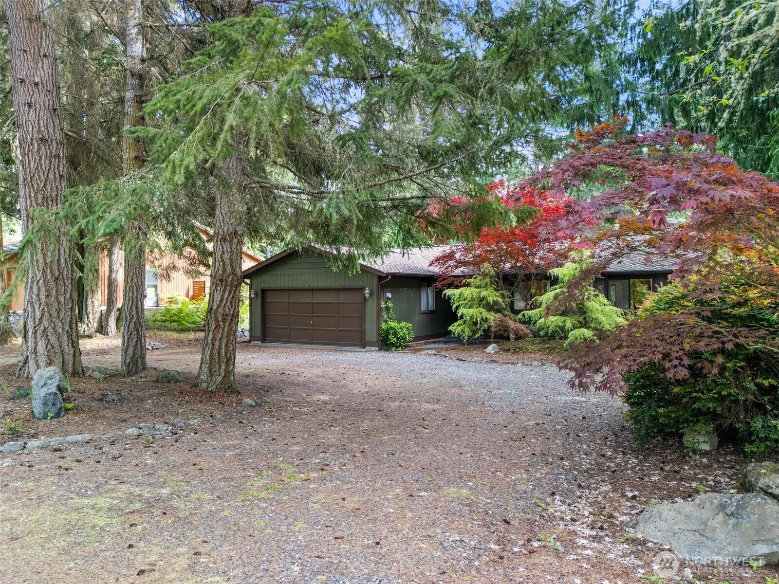 201 Pinecrest Drive