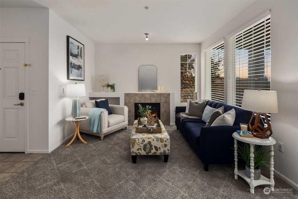 Photo of 21230 40th Way S #B, SeaTac, WA 98198 (MLS # 2296270)