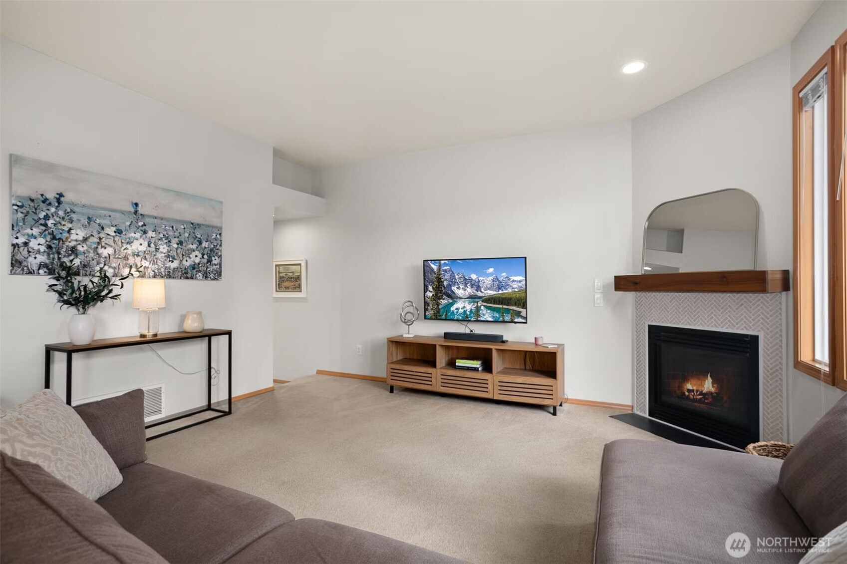 8233 NE 163rd Place
