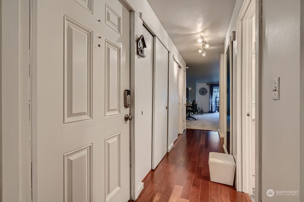 Photo of 612 Prospect Street #302, Seattle, WA 98109 (MLS # 2012764)