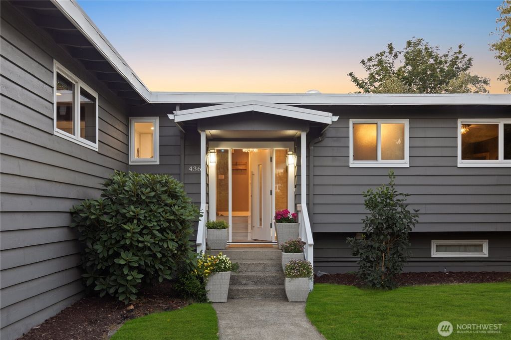 Photo of 436 SW 183rd Street, Normandy Park, WA 98166 (MLS # 2407715)