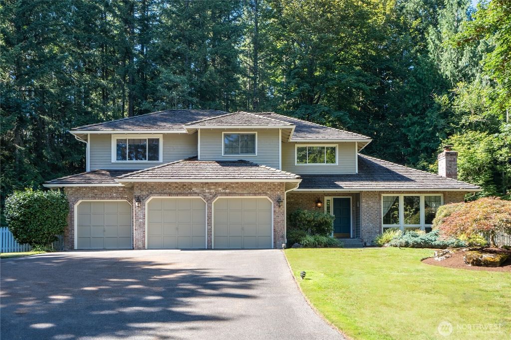Photo of 26047 SE 26th Court, Sammamish, WA 98075 (MLS # 2460694)