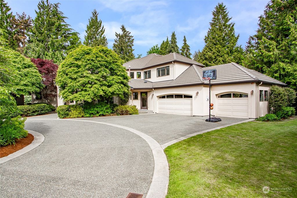 Photo of 2917 74th Avenue SE, Mercer Island, WA 98040 (MLS # 2228882)