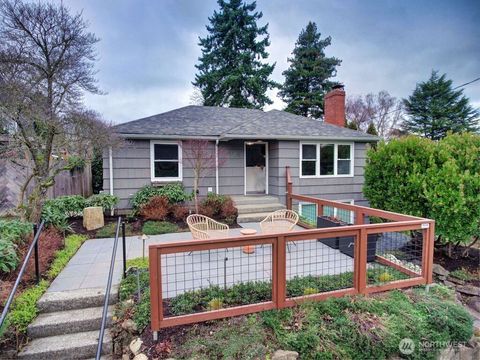 Photo of 920 NW 96th Street, Seattle, WA 98117 (MLS # 2468887)