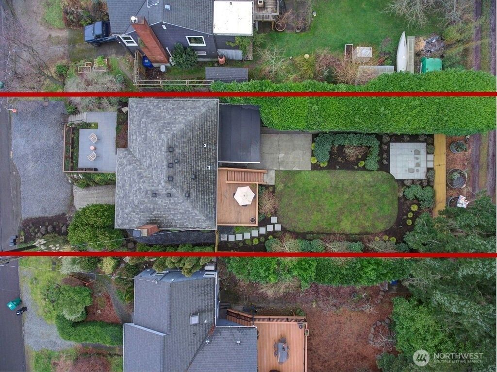 Photo of 920 NW 96th Street, Seattle, WA 98117 (MLS # 2468887)